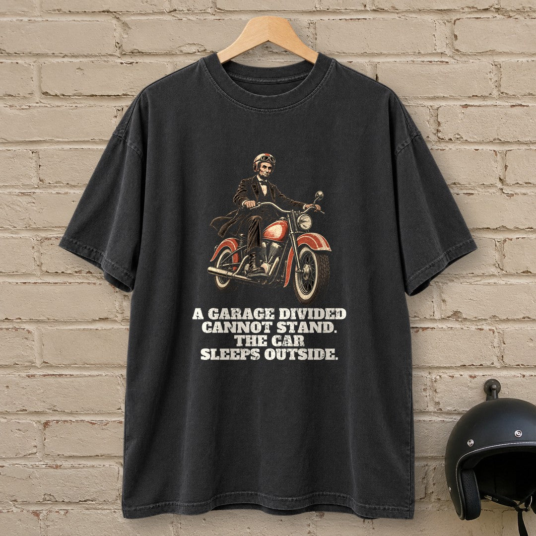 Abraham Lincoln A Garage Divided Premium T-Shirt - Black - brick