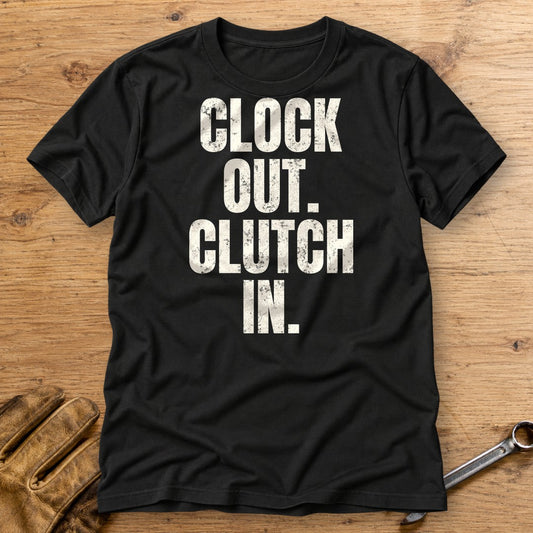 Clock Out Clutch In T-Shirt - Black - bench