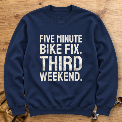 Five Minute Fix Crewneck Sweatshirt - Navy - bench